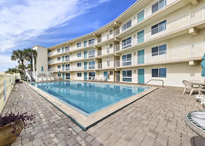Aqua Villa 302